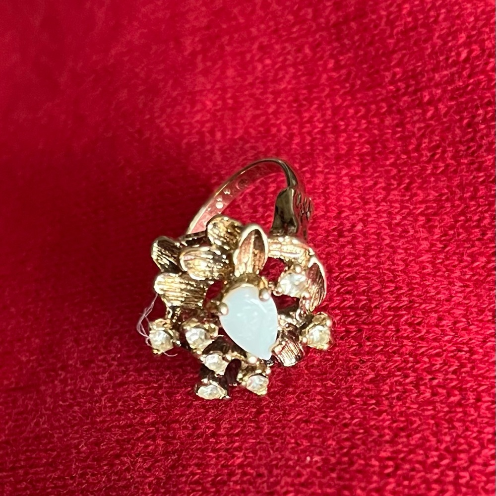 14K LHGE Opalte/rhinstone. Vintage sz 6